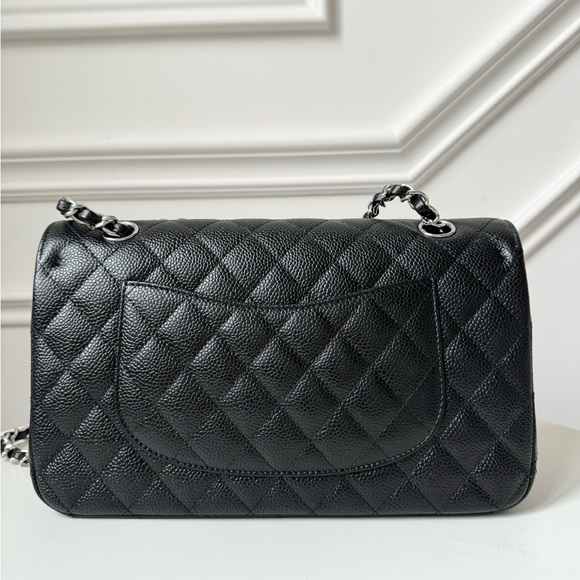 —SOLD—CHANEL M CLASSIC FLAP BAG - Picture 7 of 14